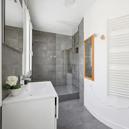 Charming 1-bedroom Mezzanine In Saint-germain 巴黎